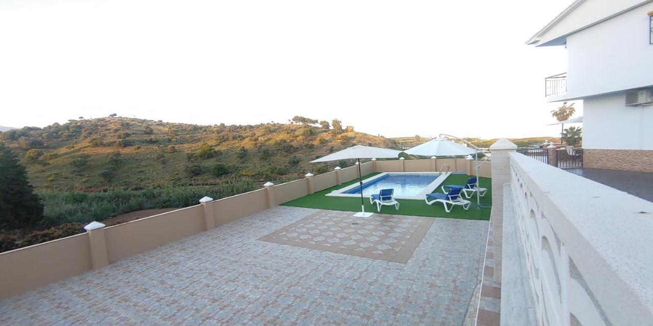 Villa Del Carmen Almayate Alto Eksteriør billede